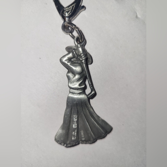 Fort Pewter Lady Golfer Clip Keychain Bag Charm - Picture 2 of 6